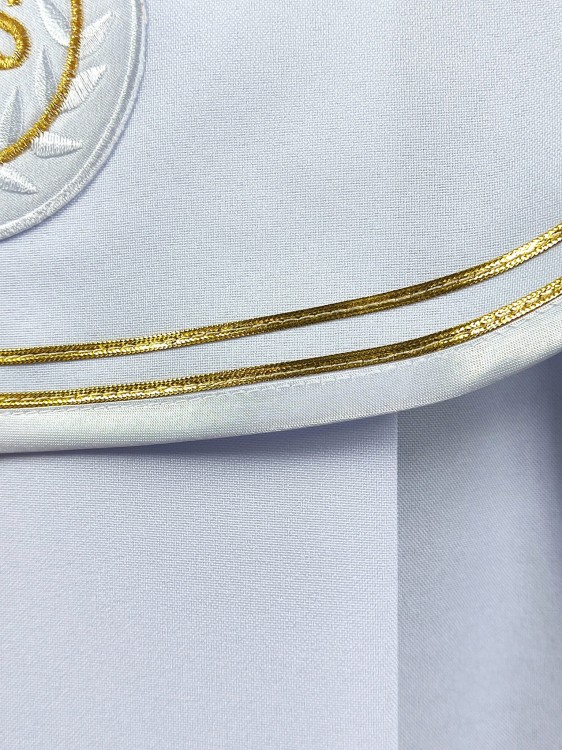 Alba komunijna Daria zbliżenie