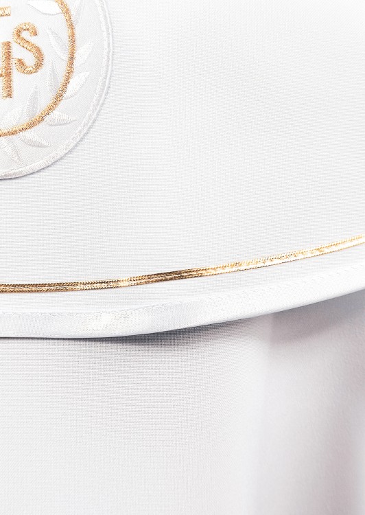 Alba komunijna dla dziewczynki Patrycja zbliżenie złota