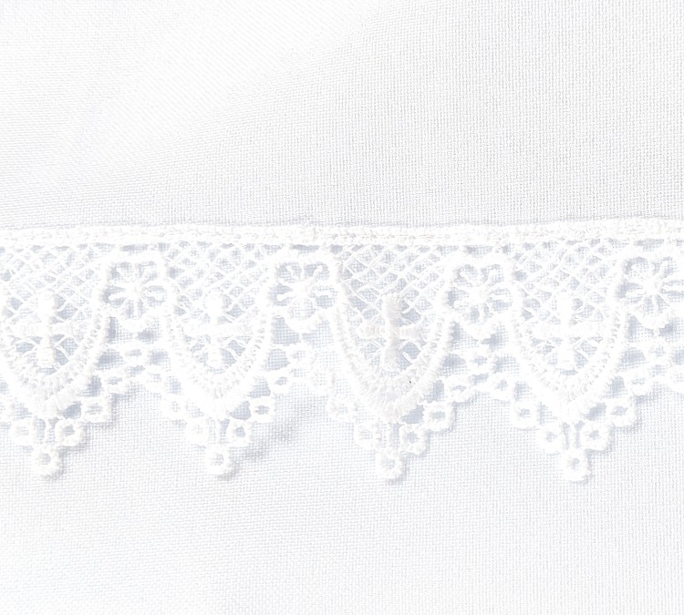 Alba komunijna dla chłopca Daniel zbliżenie