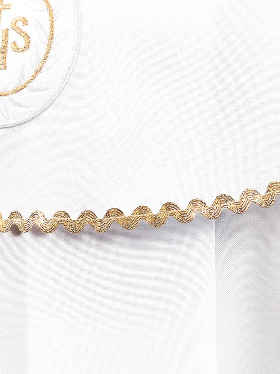 Alba komunijna Antoś zbliżenie